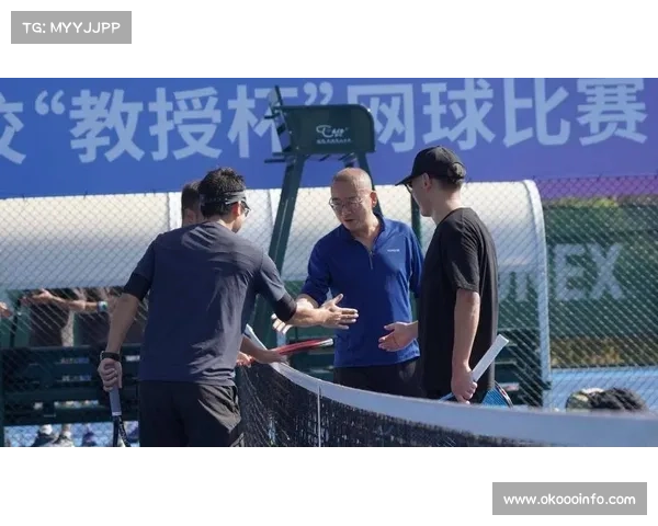 高校网球精英赛男单亚军陈波：沉着应战夺牌