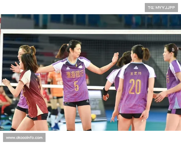 美国女排联赛盐湖城对决，乔丹·汤普森引关注